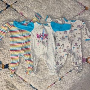 Baby girl unicorn rainbow fairy tale footed pajamas 6-9 months